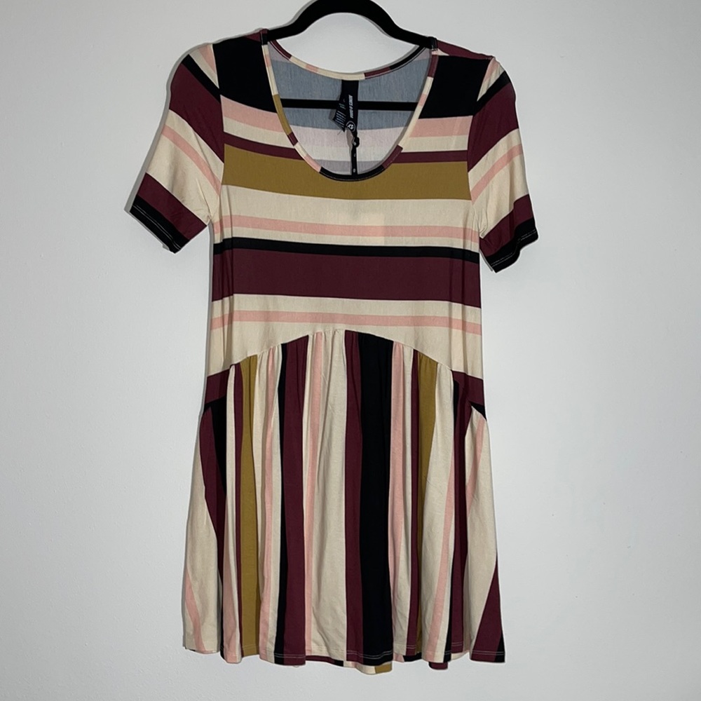 Agnes & Dora Muse Dress Size XS – Varied Stripe, Short Sleeve Swing Tunic, NWT